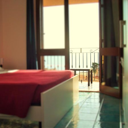 Hotel Bellavista S'Archittu Zimmer foto