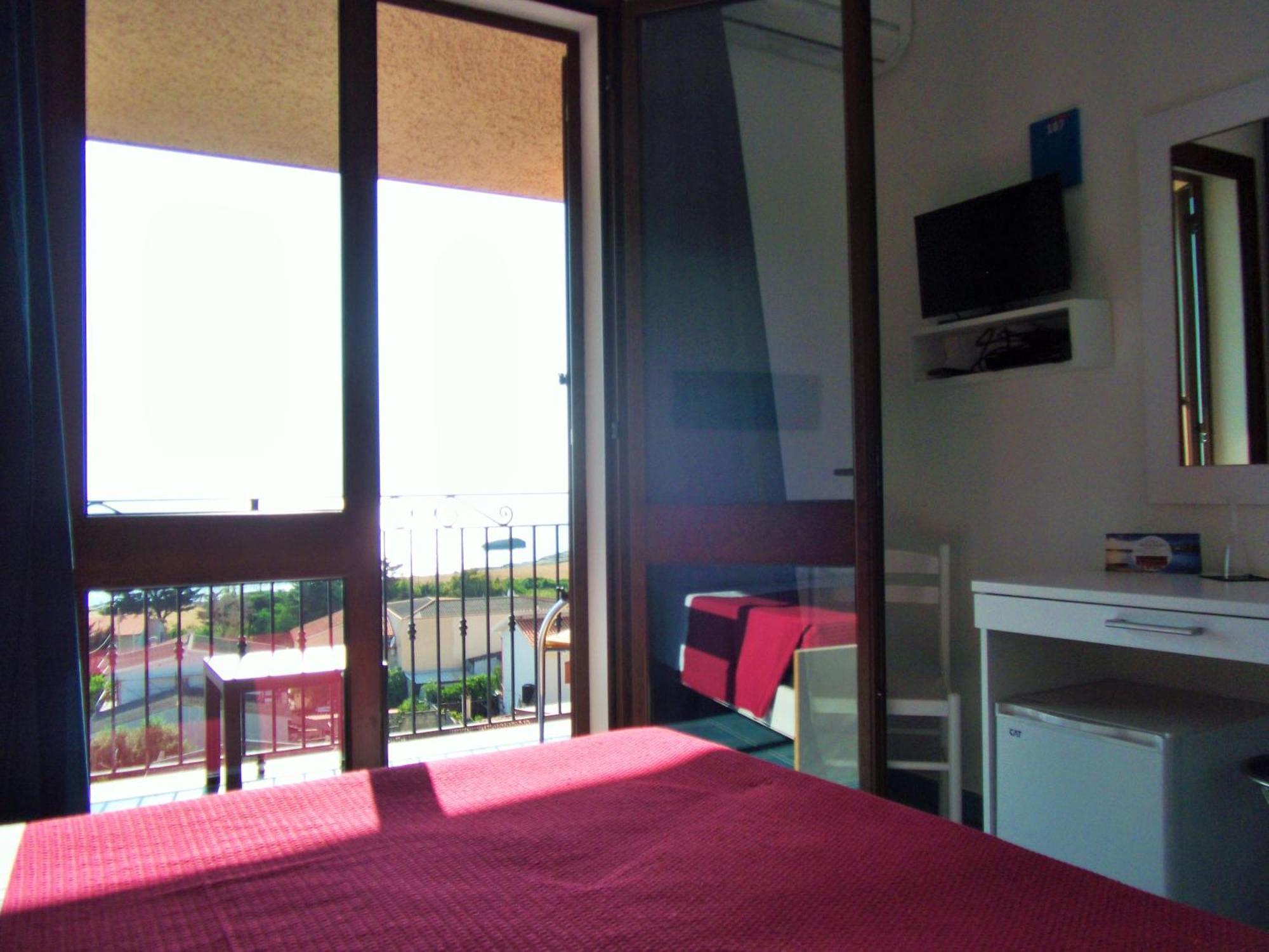 Hotel Bellavista S'Archittu Zimmer foto